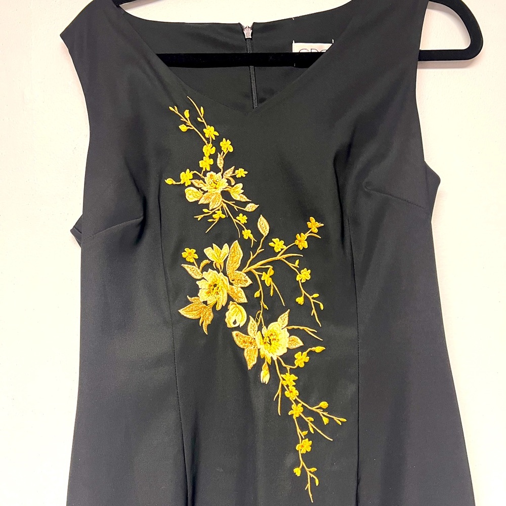 Black dress with yellow flowers size 12